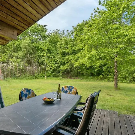 Casa de Férias Tydulf - 34km From The Sea By Interhome *