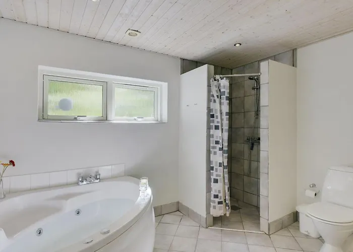 Casa de Férias Tydulf - 34km From The Sea By Interhome *